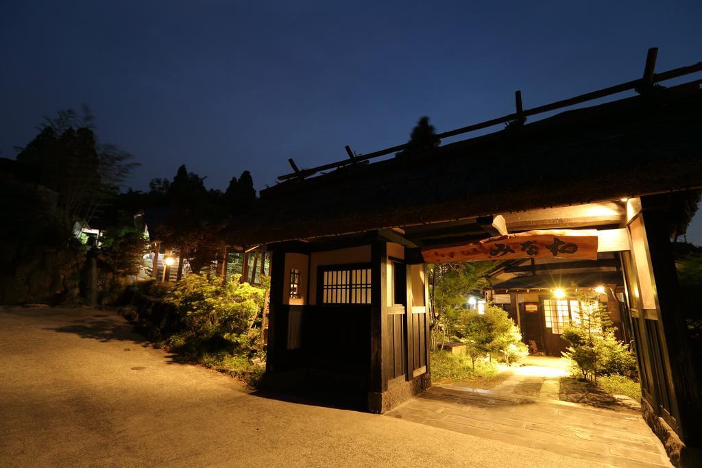 南阿苏村 Tawarayama Onsen Ryokan Minawa酒店 外观 照片